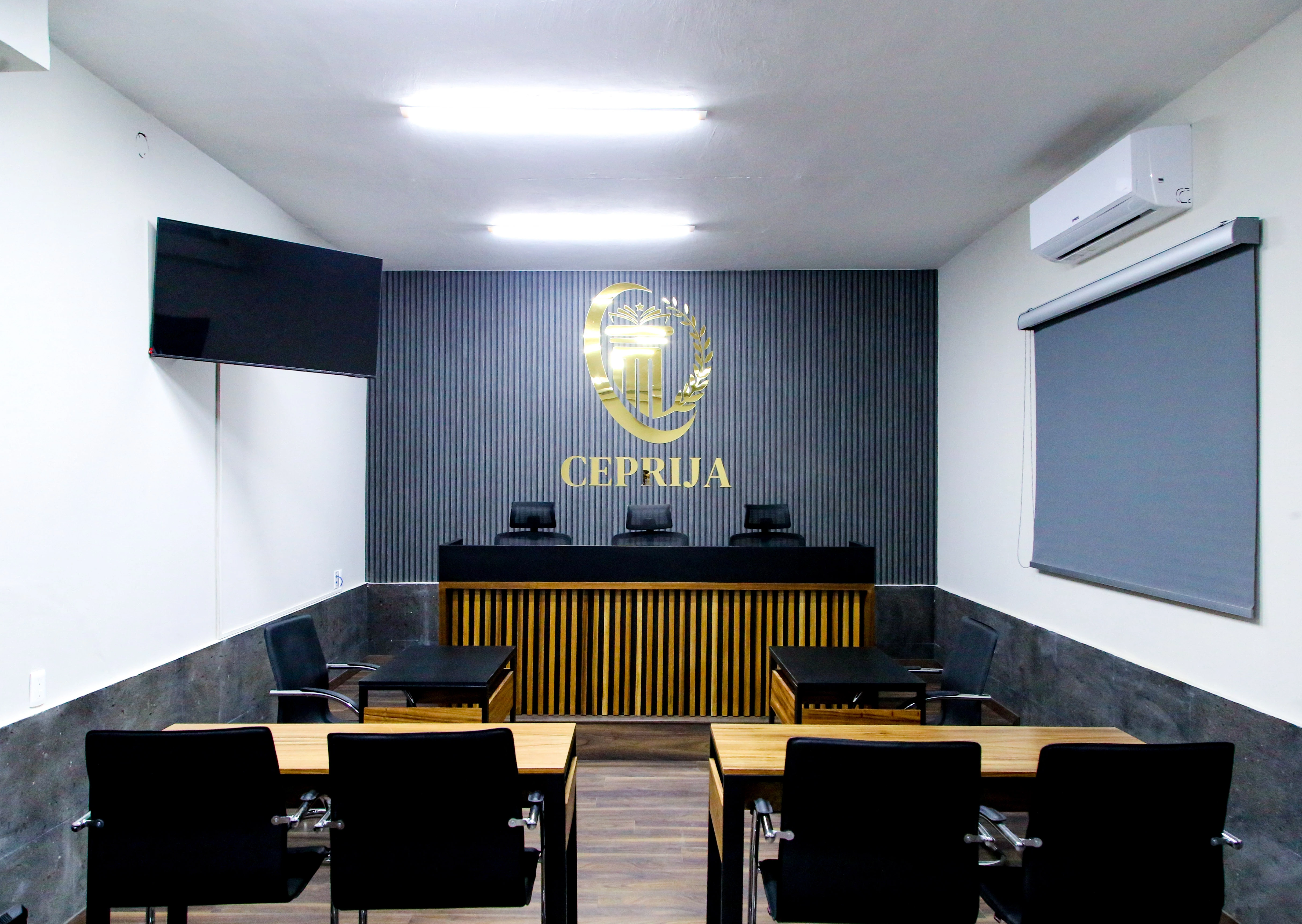 Formando Líderes con Excelencia